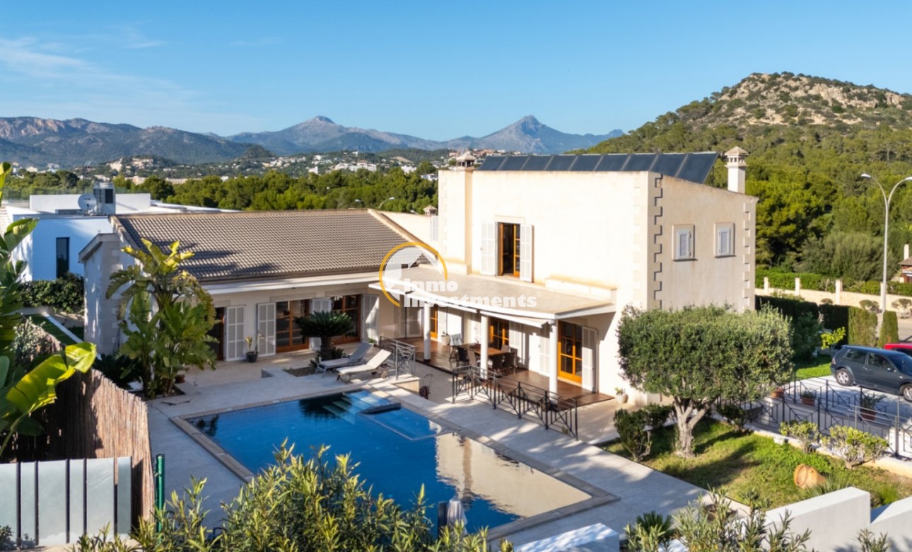 Resale - Villa - Calviá - Mallorca