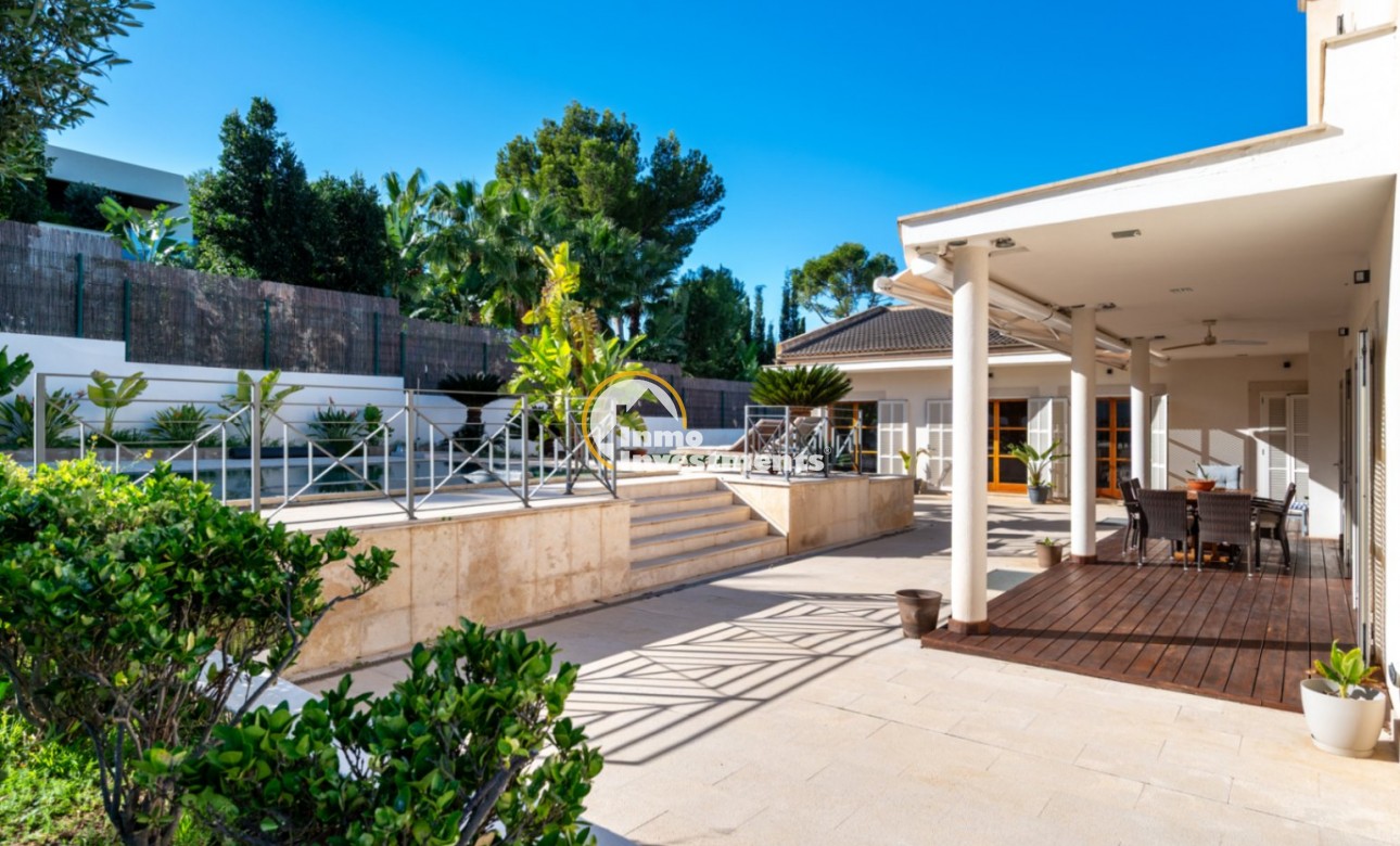 Resale - Villa - Calviá - Mallorca
