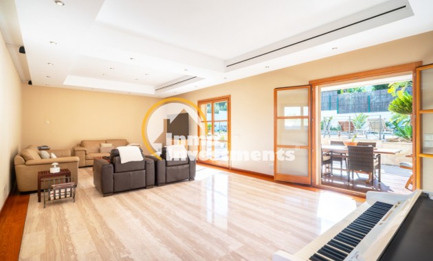 Resale - Villa - Calviá - Mallorca