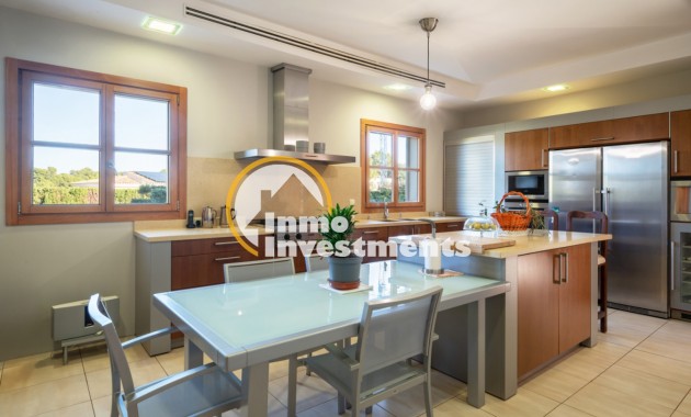 Resale - Villa - Calviá - Mallorca