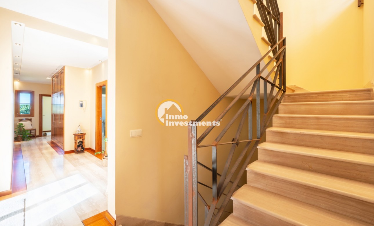 Resale - Villa - Calviá - Mallorca
