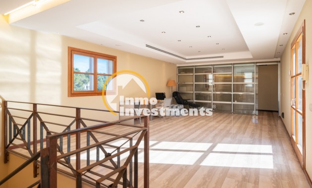 Resale - Villa - Calviá - Mallorca