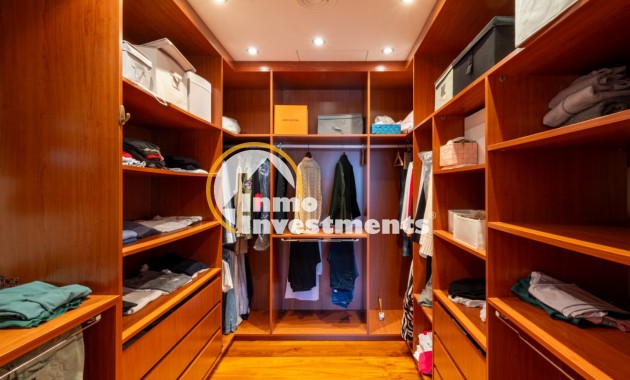 Resale - Villa - Calviá - Mallorca