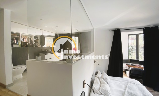 Resale - Villa - Calviá - Mallorca