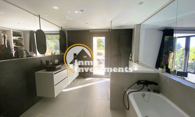 Resale - Villa - Calviá - Mallorca