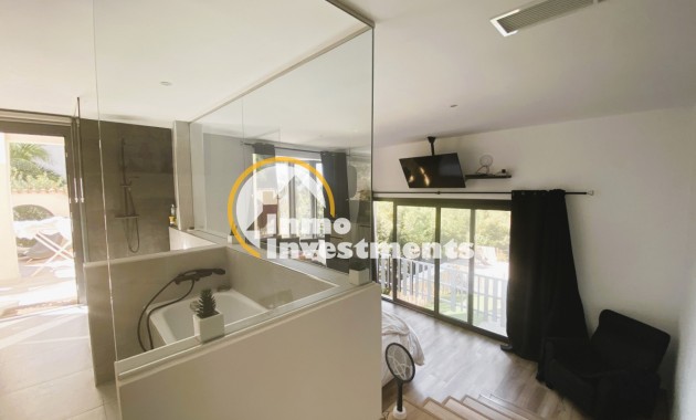 Resale - Villa - Calviá - Mallorca