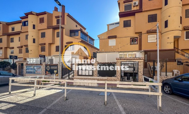 Resale - Commercial - Torrevieja - Nueva Torrevieja - Aguas Nuevas