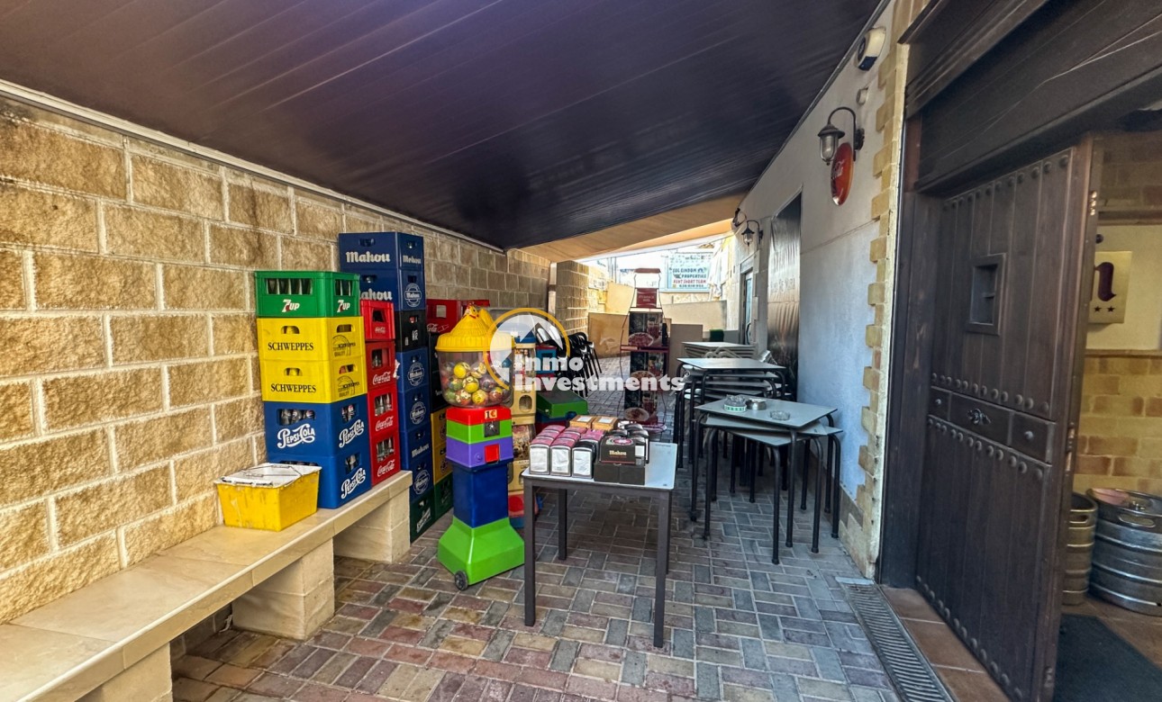 Resale - Commercial - Torrevieja - Nueva Torrevieja - Aguas Nuevas