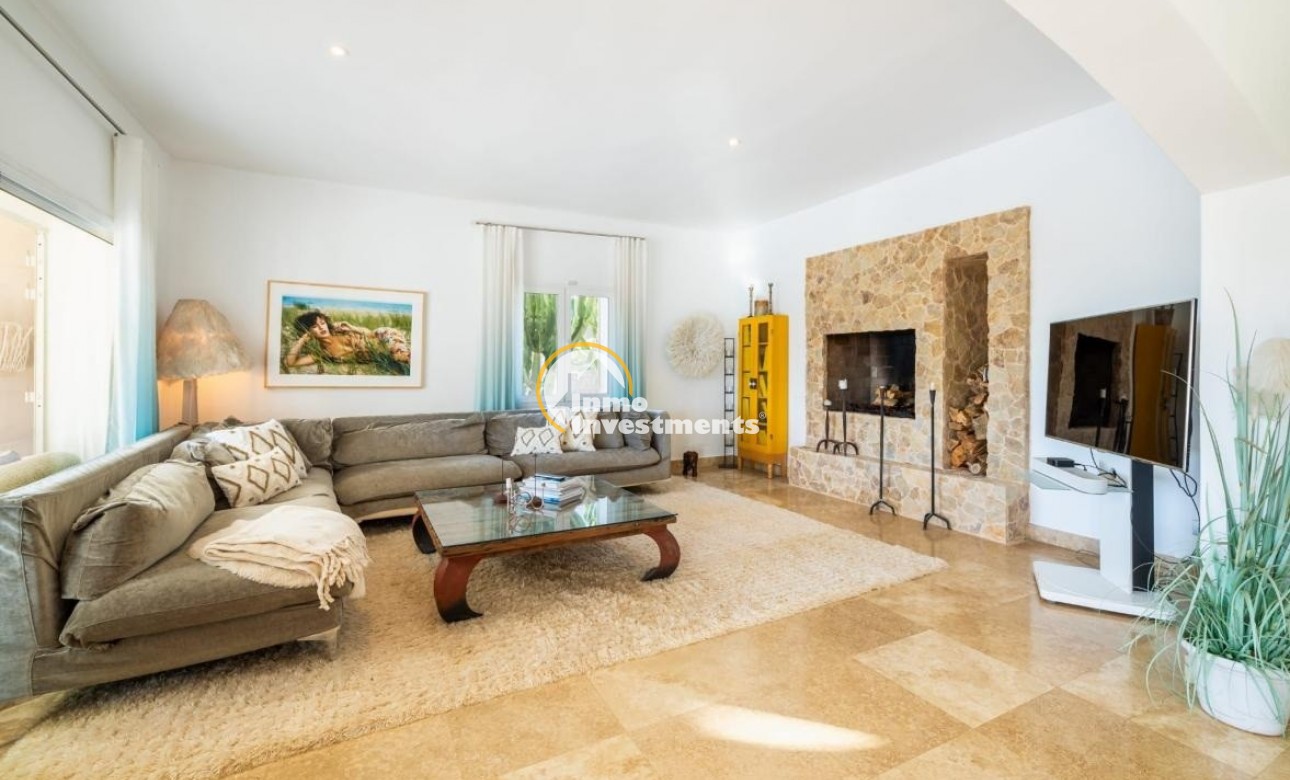 Resale - Villa - Calviá - Mallorca