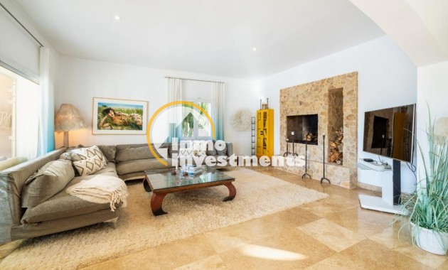 Resale - Villa - Calviá - Mallorca