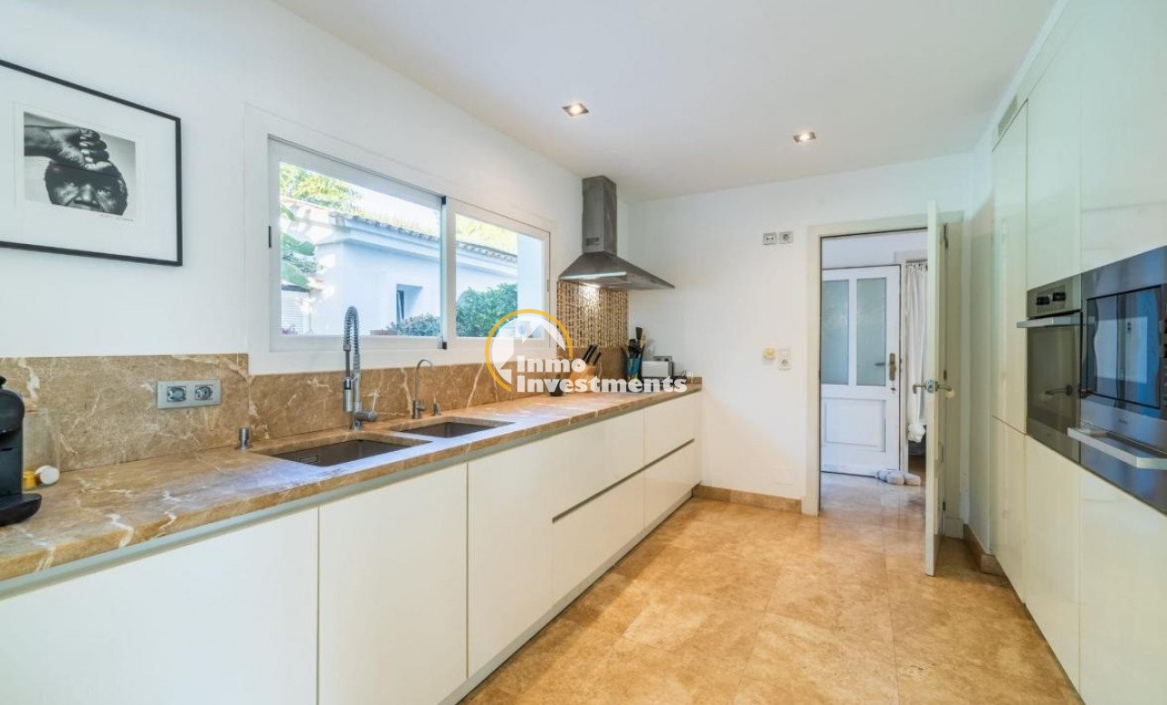 Resale - Villa - Calviá - Mallorca