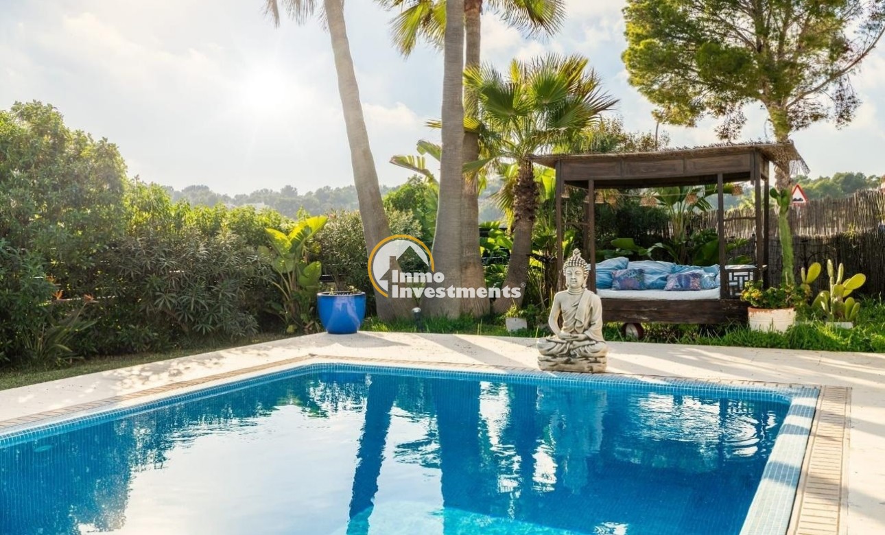 Resale - Villa - Calviá - Mallorca