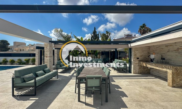 Gebrauchtimmobilien - Villa - Villamartin
