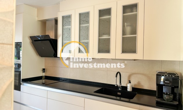 Bestaande bouw - Half vrijstaande villa - Los Balcones