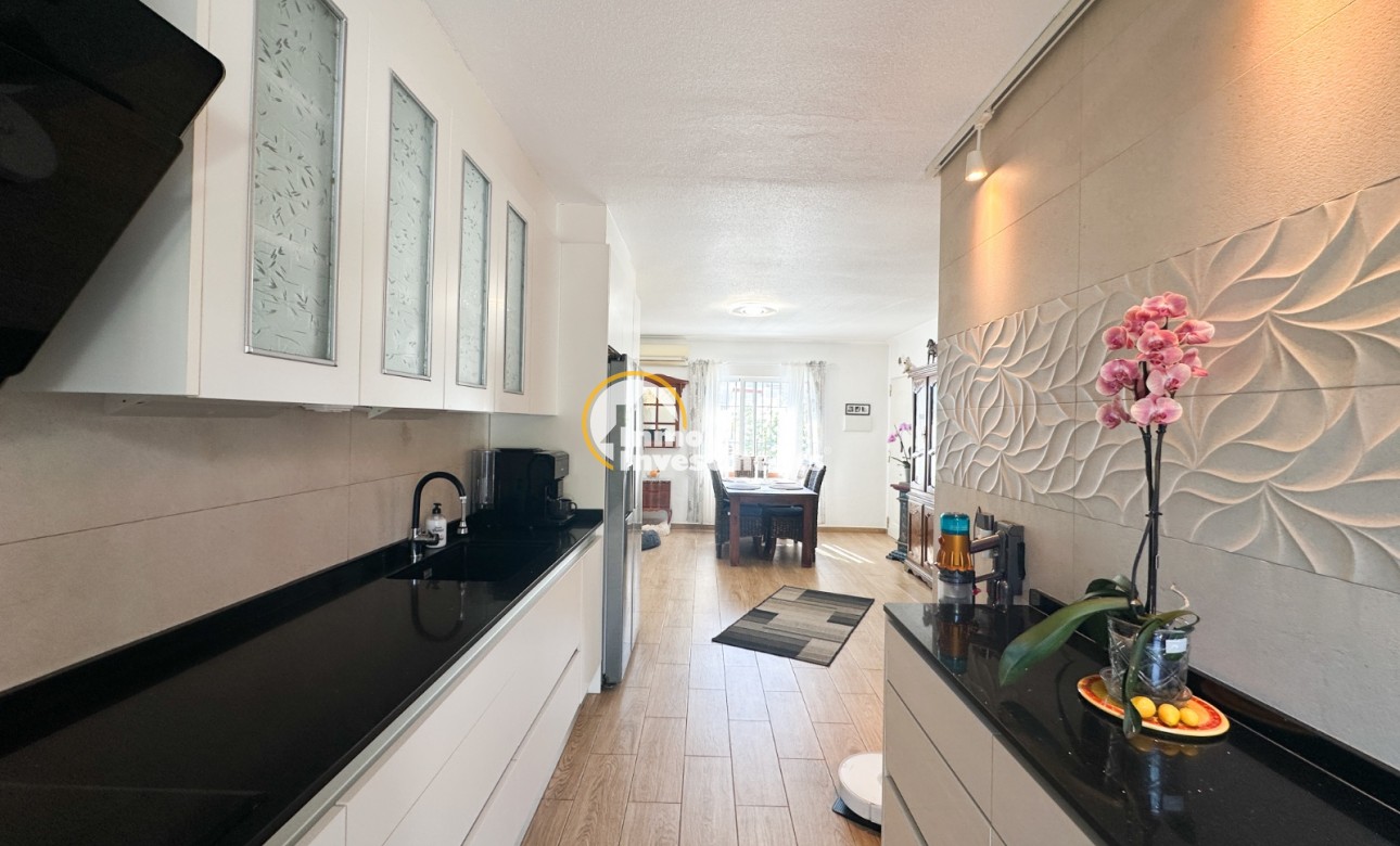 Bestaande bouw - Half vrijstaande villa - Los Balcones