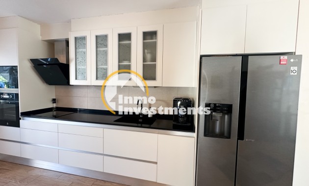 Bestaande bouw - Half vrijstaande villa - Los Balcones