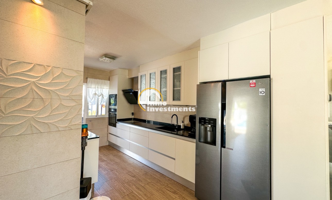 Bestaande bouw - Half vrijstaande villa - Los Balcones