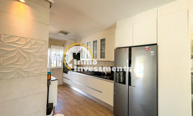 Bestaande bouw - Half vrijstaande villa - Los Balcones