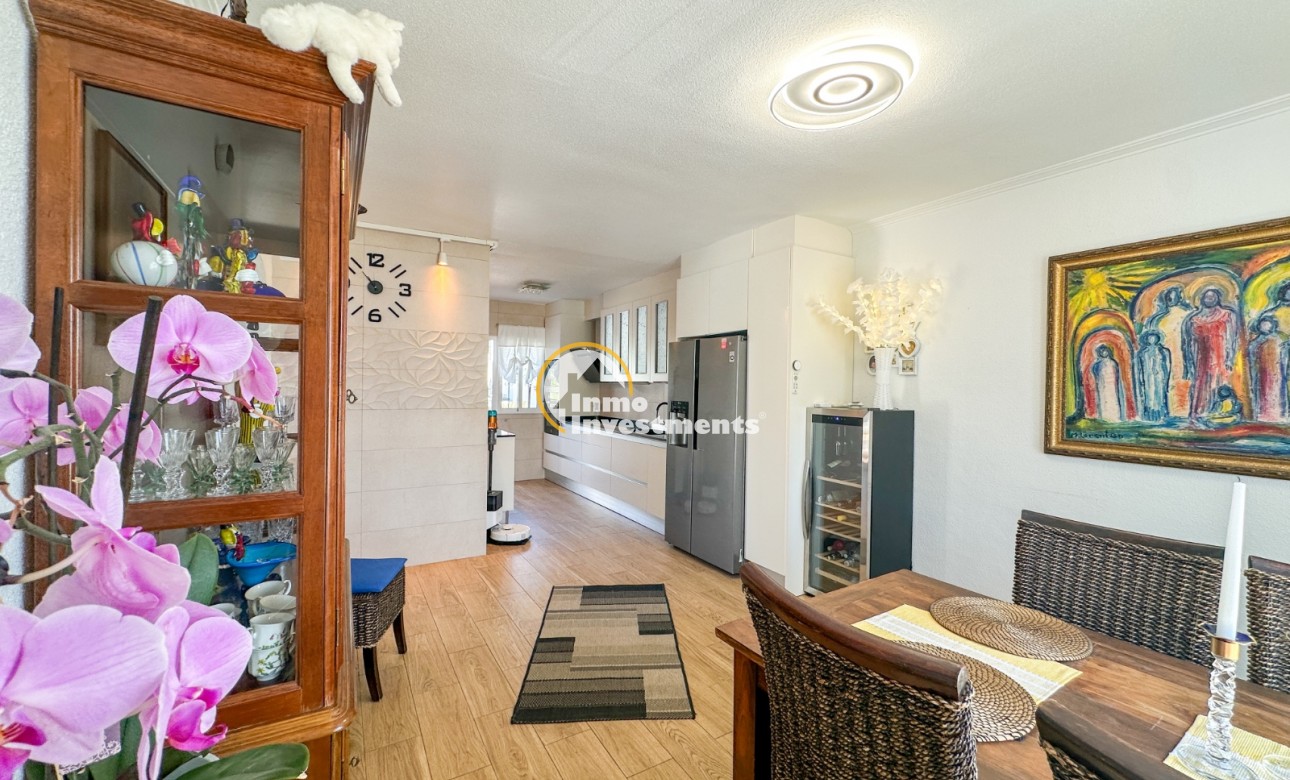 Bestaande bouw - Half vrijstaande villa - Los Balcones