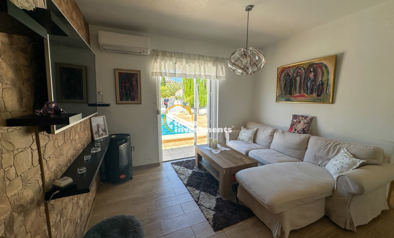 Bestaande bouw - Half vrijstaande villa - Los Balcones