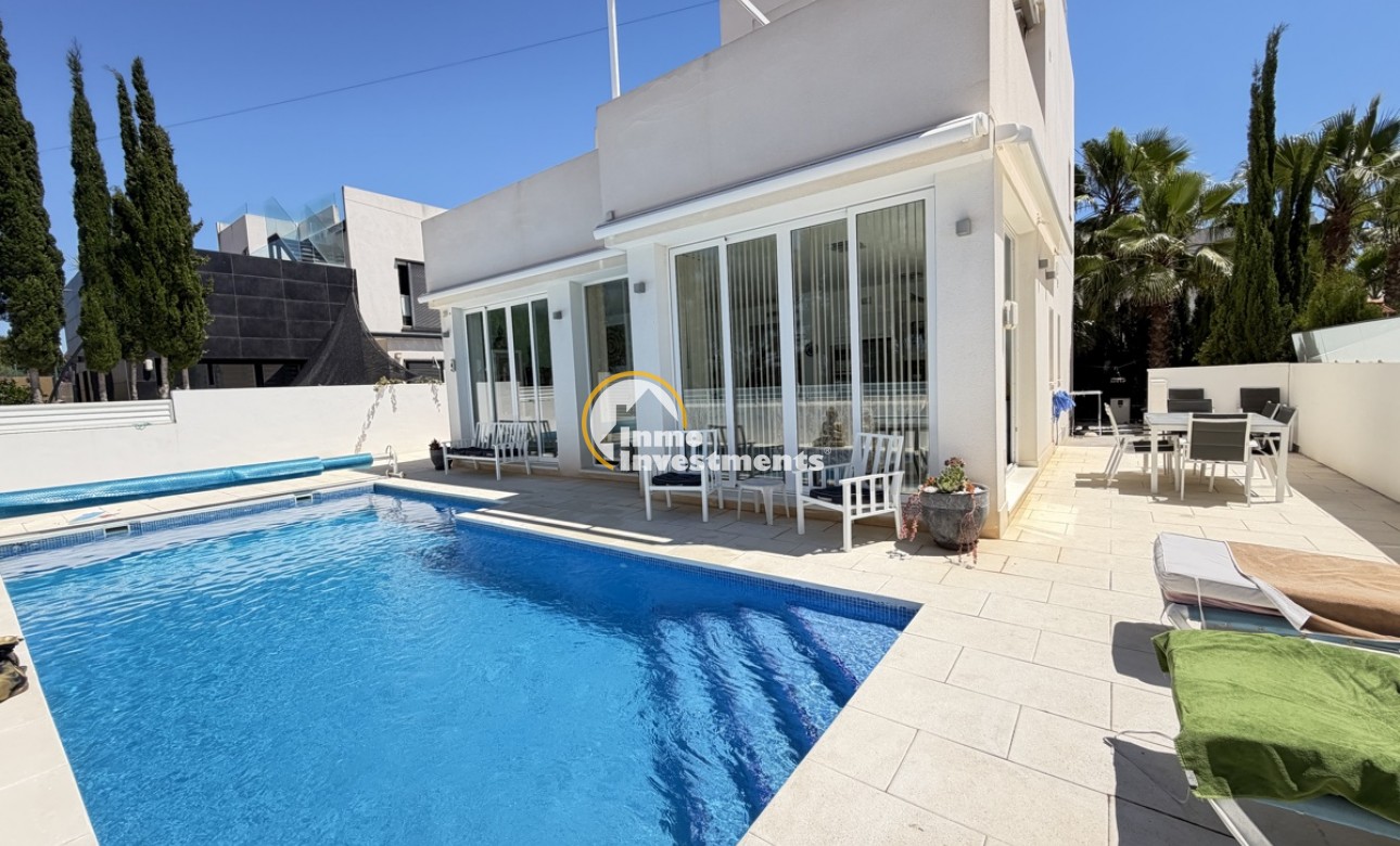 Gebrauchtimmobilien - Villa - Mil Palmeras - Strand