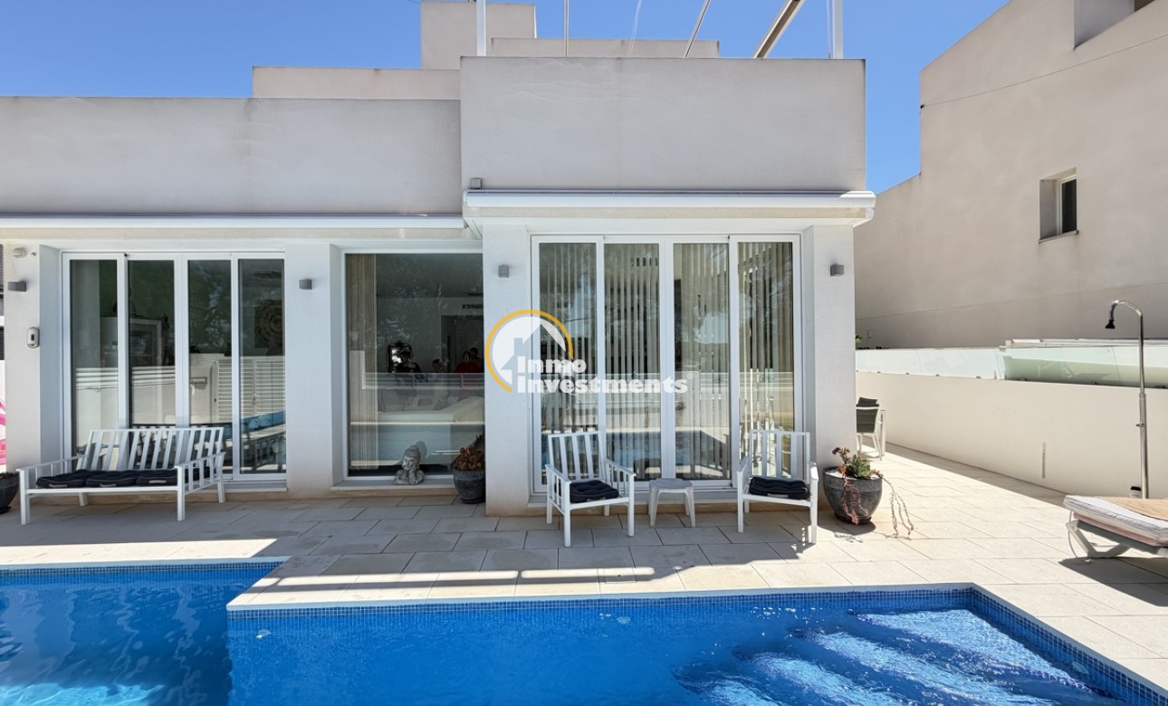 Gebrauchtimmobilien - Villa - Mil Palmeras - Strand