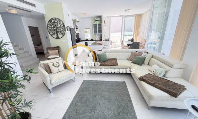 Gebrauchtimmobilien - Villa - Mil Palmeras - Strand