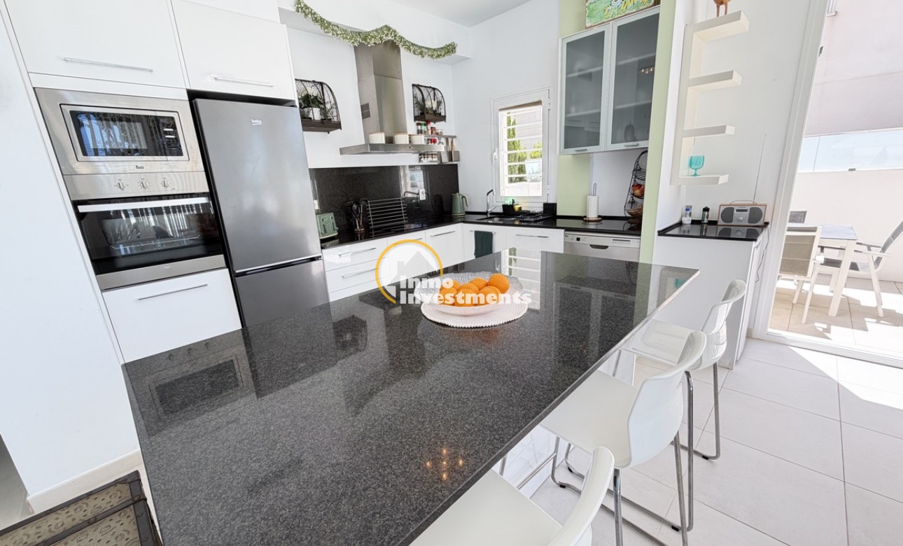 Gebrauchtimmobilien - Villa - Mil Palmeras - Strand