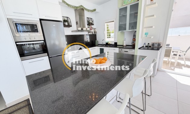 Gebrauchtimmobilien - Villa - Mil Palmeras - Strand