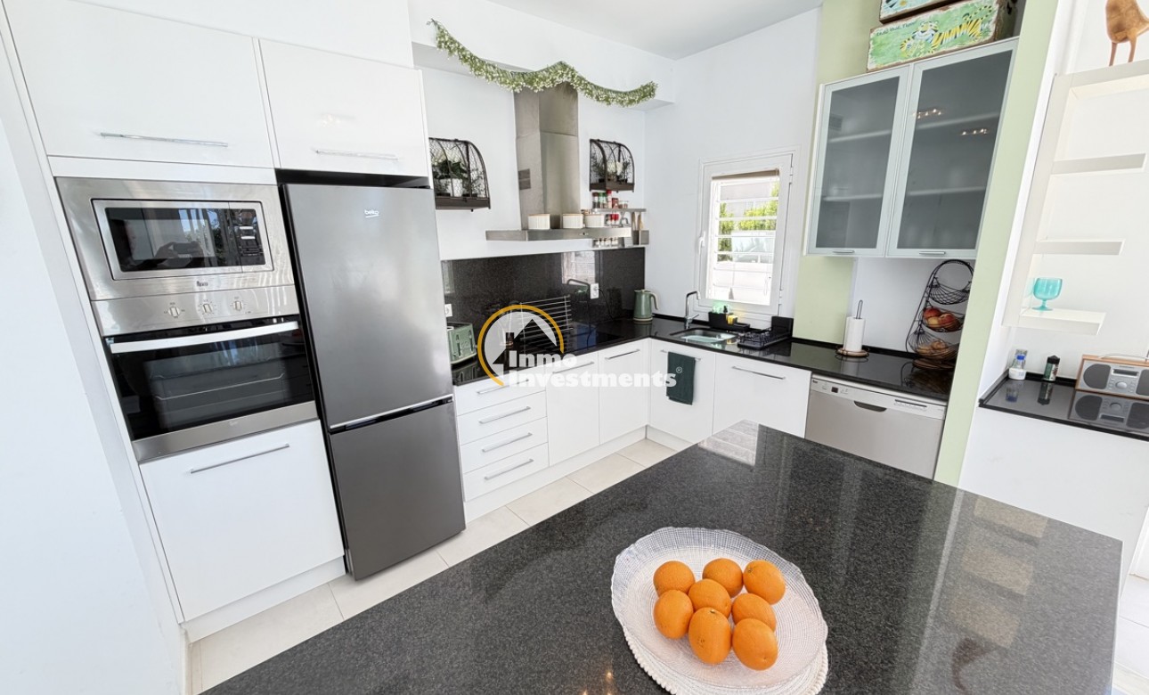 Gebrauchtimmobilien - Villa - Mil Palmeras - Strand