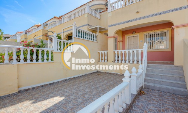 Gebrauchtimmobilien - Reihenhaus - Villamartin - Bosque de las Lomas 
