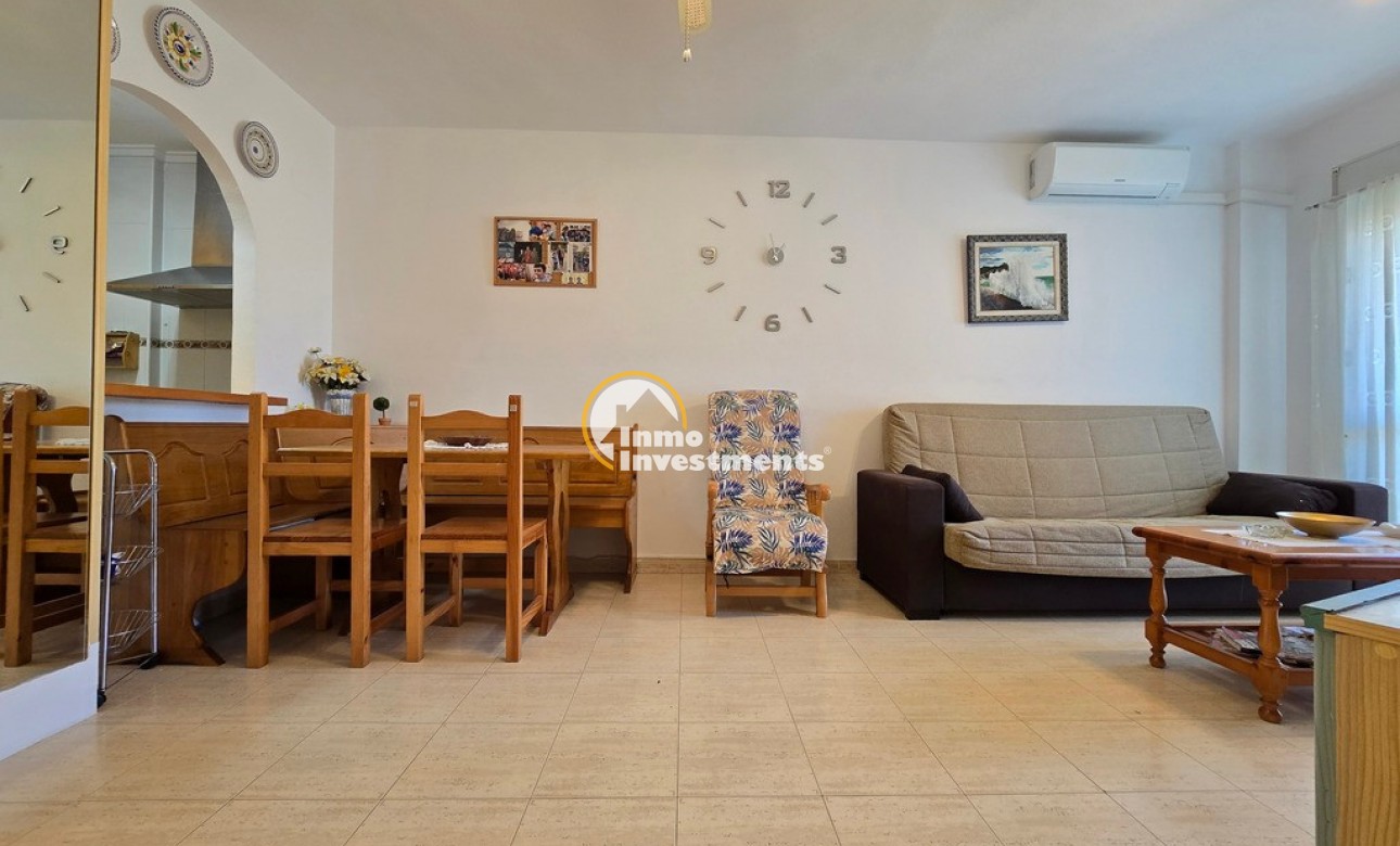 Resale - Apartment - Torrevieja