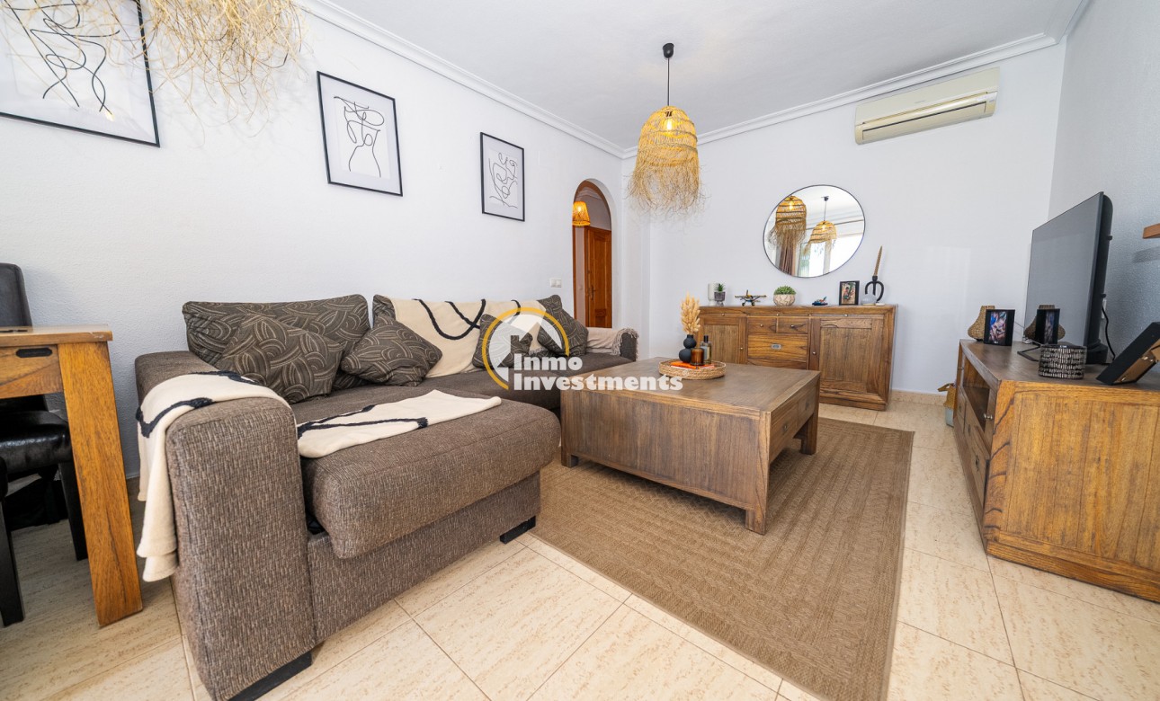 Resale - Apartment - Mil Palmeras - Riomar