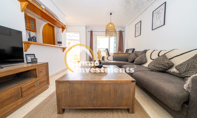 Resale - Apartment - Mil Palmeras - Riomar