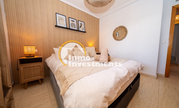 Resale - Apartment - Mil Palmeras - Riomar