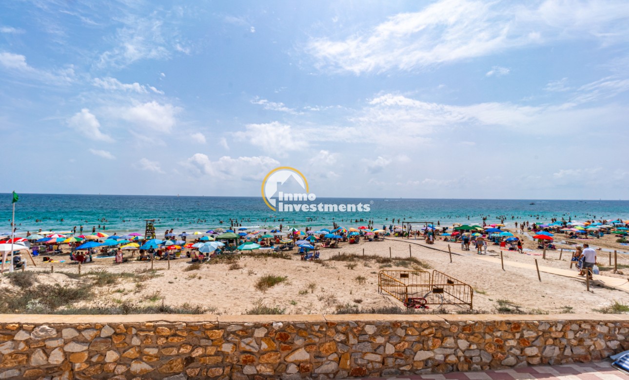 Resale - Apartment - Mil Palmeras - Riomar