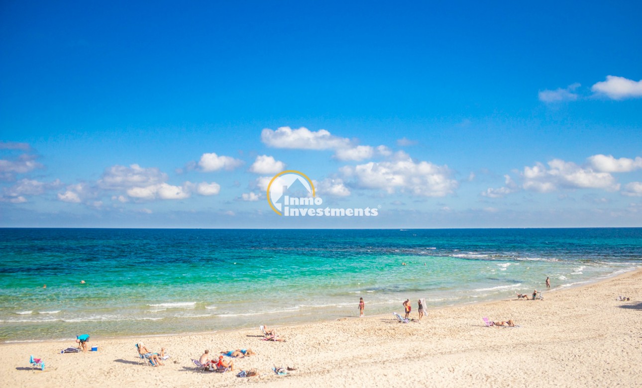 Resale - Apartment - Mil Palmeras - Riomar