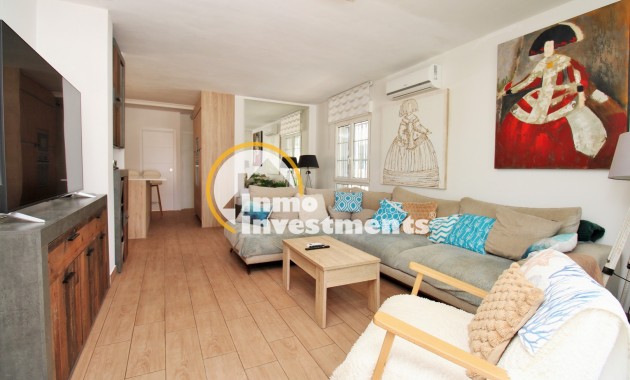 Revente privée - Villa - Villamartin