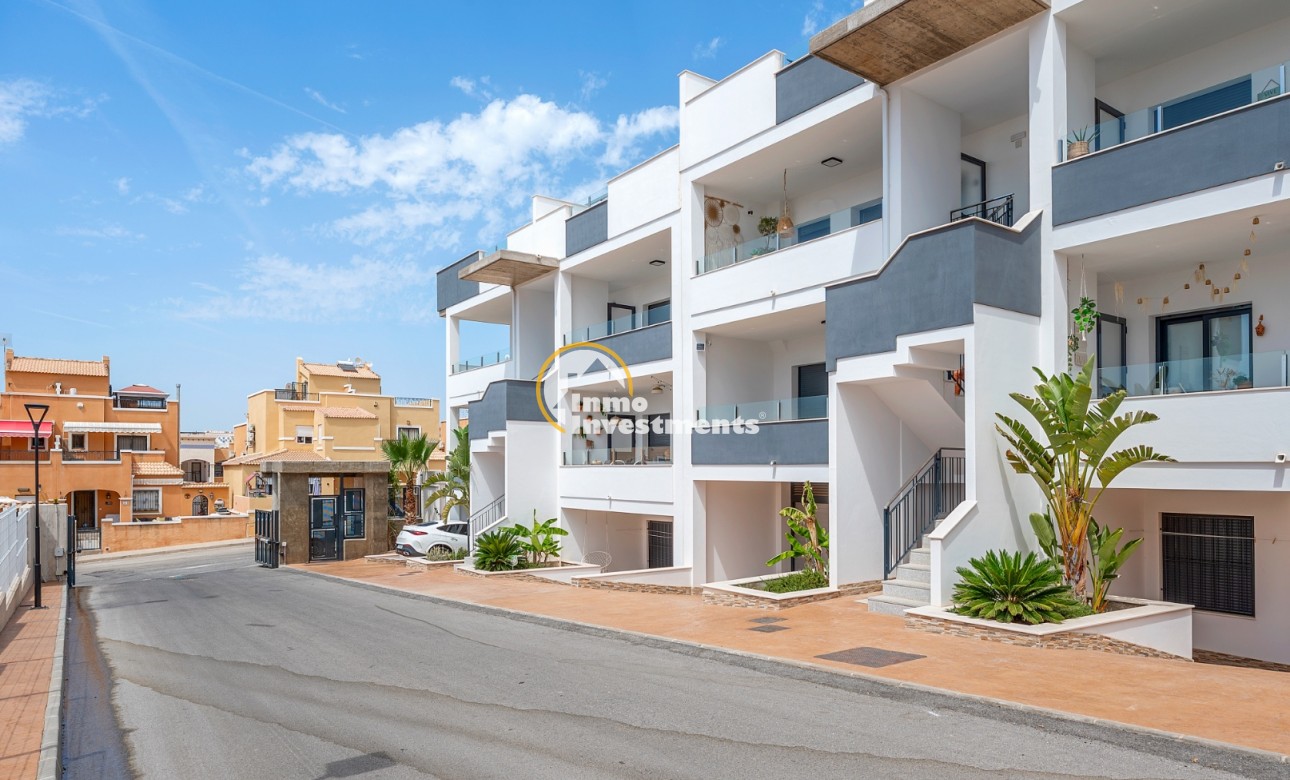 Resale - Penthouse - Los Altos