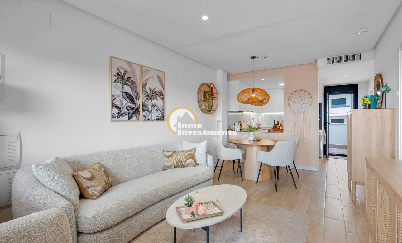 Resale - Penthouse - Los Altos