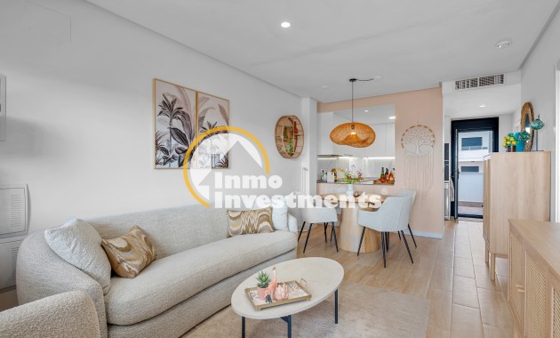 Resale - Penthouse - Los Altos