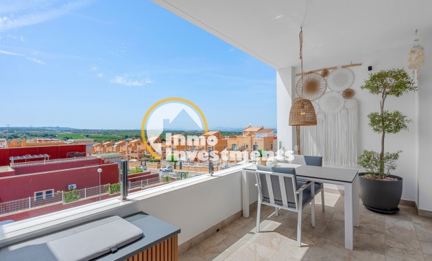 Resale - Penthouse - Los Altos