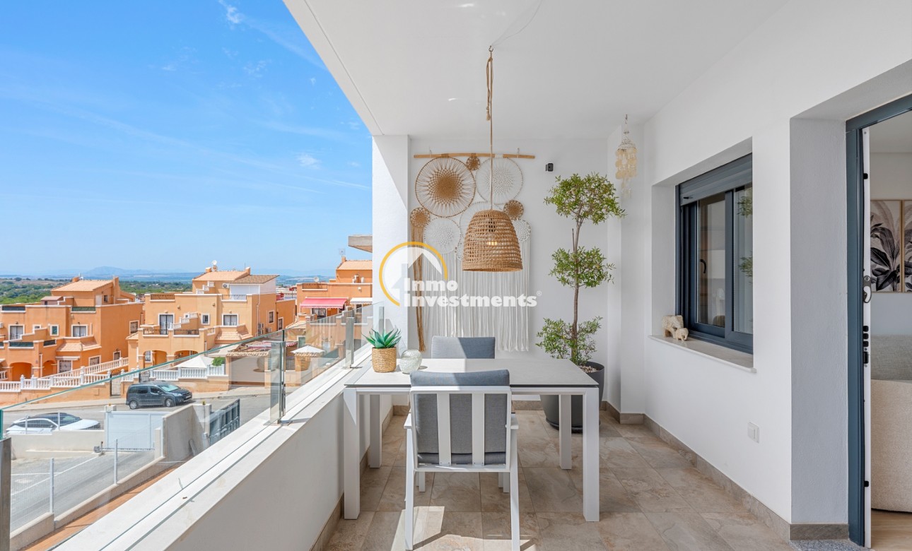 Resale - Penthouse - Los Altos