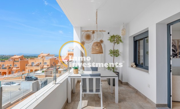 Resale - Penthouse - Los Altos