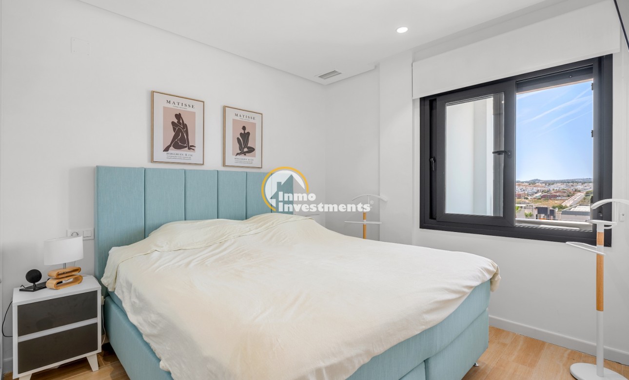 Resale - Penthouse - Los Altos