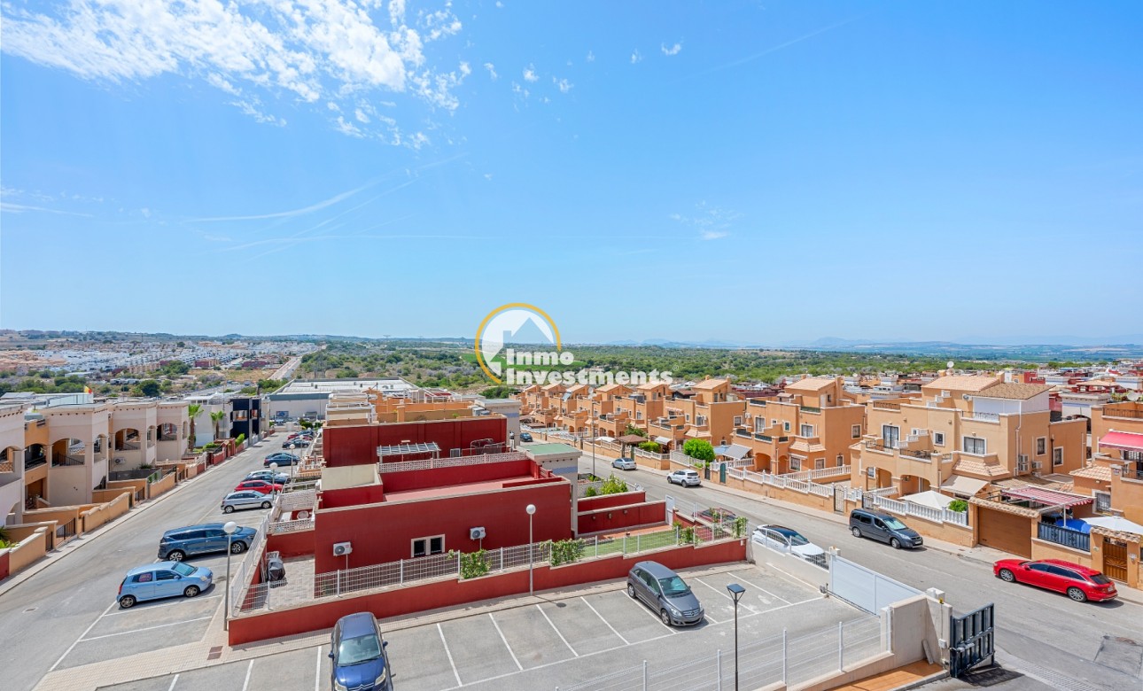 Resale - Penthouse - Los Altos