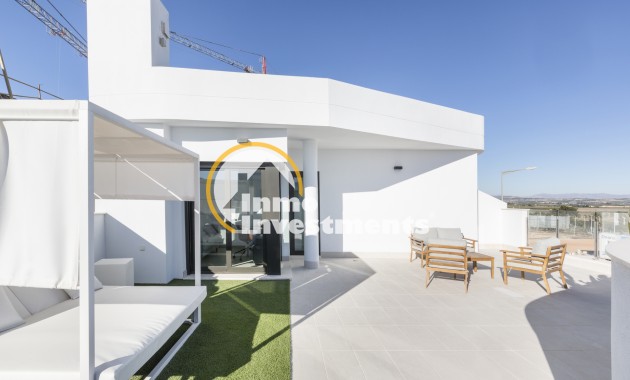 Obra nueva - Chalet adosado - Torrevieja