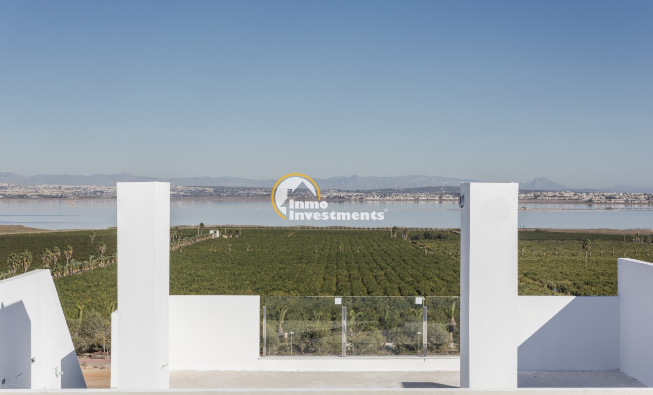Obra nueva - Chalet adosado - Torrevieja
