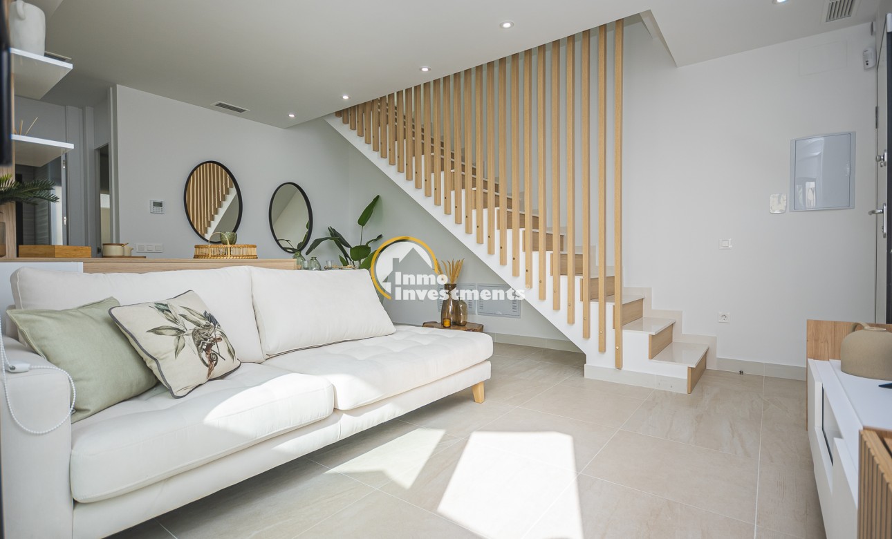 Obra nueva - Chalet adosado - Torrevieja
