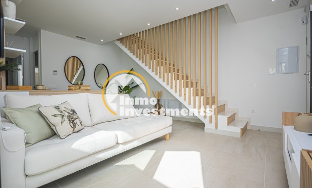 Obra nueva - Chalet adosado - Torrevieja